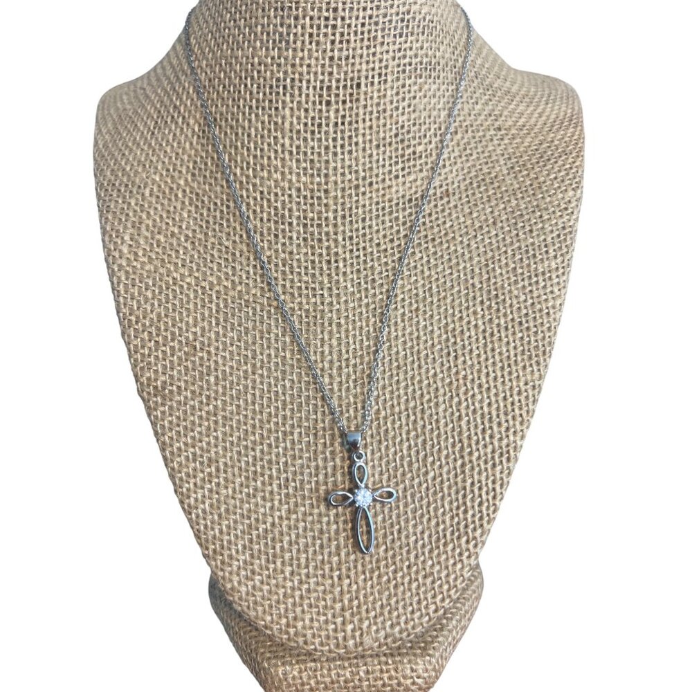 Vintage Silver Tone Cross Pendant Necklace Openwork Glass Stone ATI China 18"